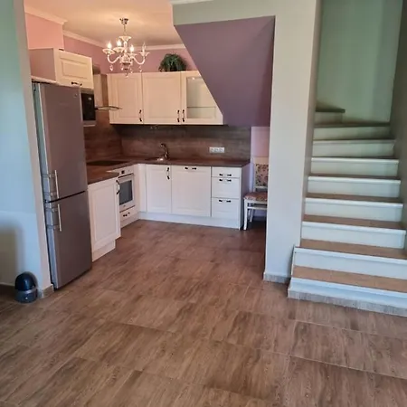 Apartament къща на брега на морето влас, Garden Of Eden