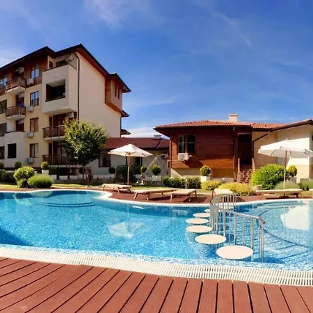 къща на брега на морето влас, Garden Of Eden Apartament Święty Włas